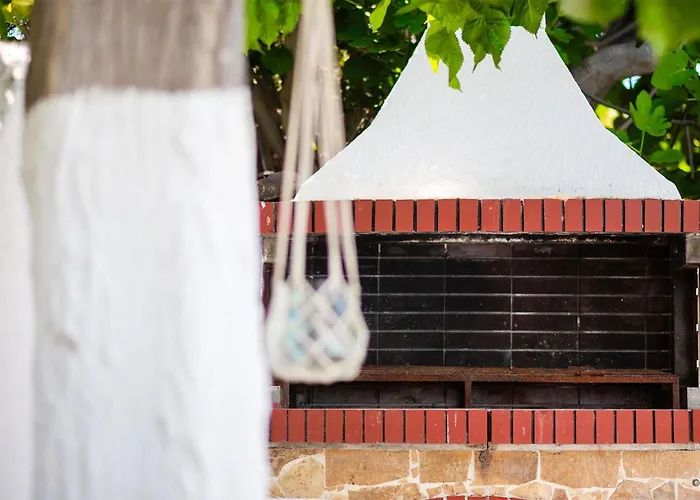 Stunning In Corinthias *